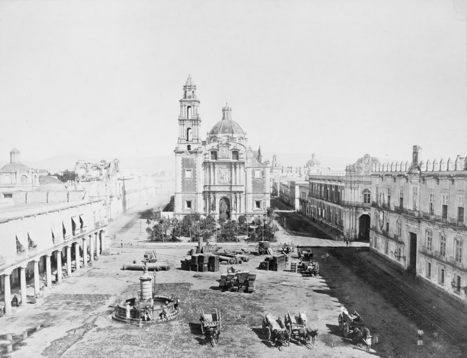 lossy-page1-938px-Plaza_de_Santo_Domingo_1880-1900.tif